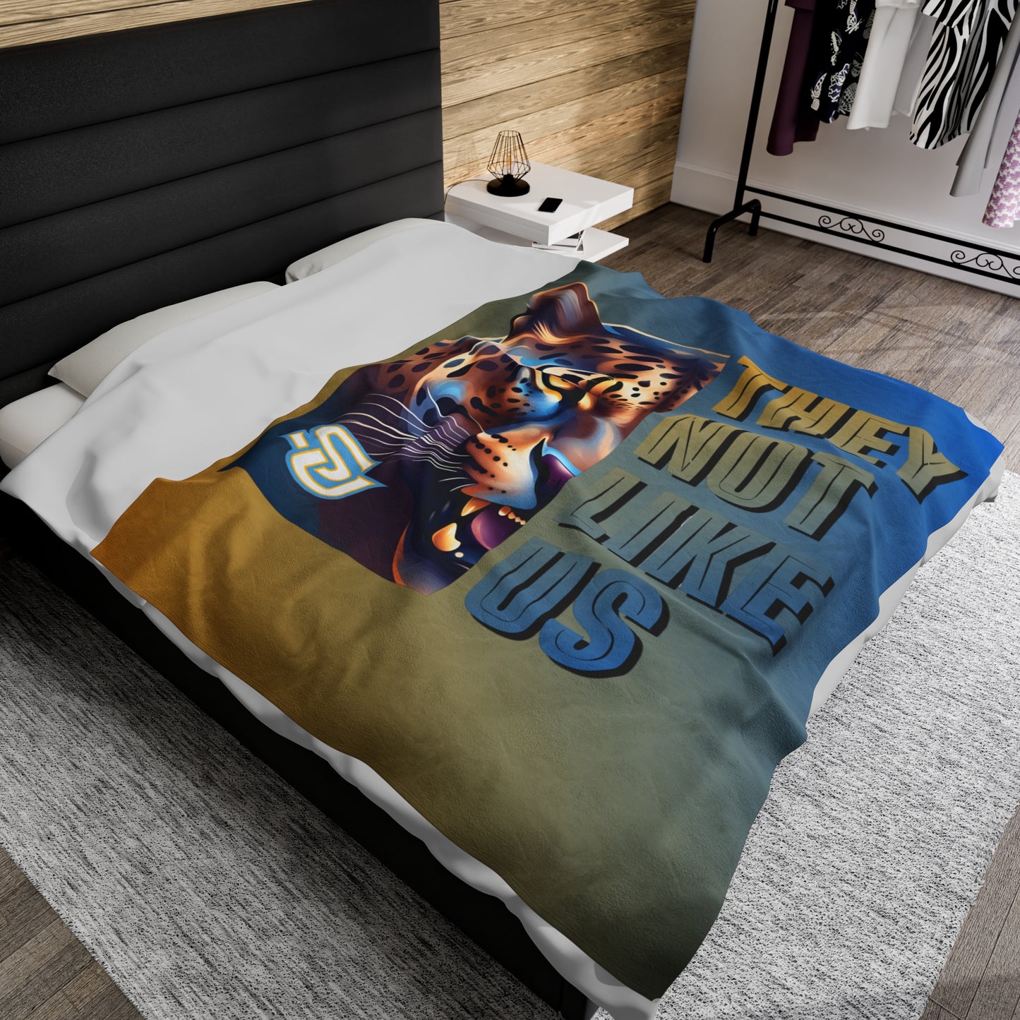 SU JAGS Plush Blanket